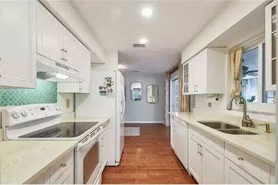 2503 Bispham Road, Sarasota, FL 34231 - Photo 11