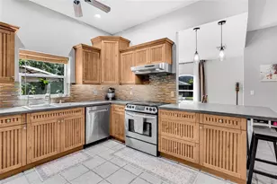 2640 Mapleloft Ln, Sarasota, FL 34232 - Photo 31