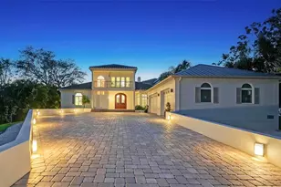 2115 Lychee Ln, Nokomis, FL 34275 - Photo 9