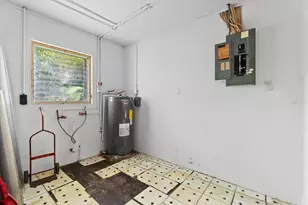 4986 Buchanan Pl, Sarasota, FL 34231 - Photo 23