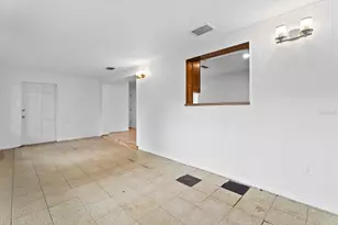 4986 Buchanan Pl, Sarasota, FL 34231 - Photo 21