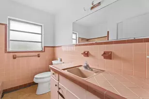 4986 Buchanan Pl, Sarasota, FL 34231 - Photo 17