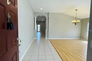 1822 Raven Glen Dr, Ruskin, FL 33570 - Photo 5