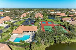 3952 Wilshire Cir E, Sarasota, FL 34238 - Photo 43