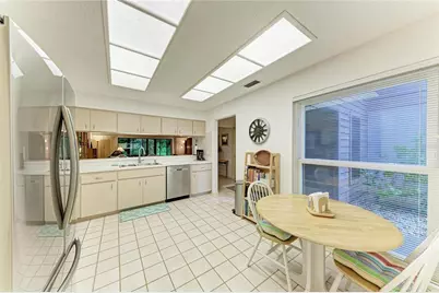 3952 Wilshire Circle E #166, Sarasota, FL 34238 - Photo 17