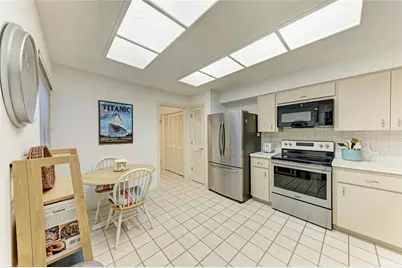 3952 Wilshire Circle E #166, Sarasota, FL 34238 - Photo 15