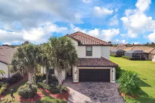 6914 Quiet Creek Dr, Bradenton, FL 34212 - Photo 3
