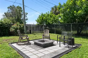 8081 Cascadas Ave, North Port, FL 34287 - Photo 37