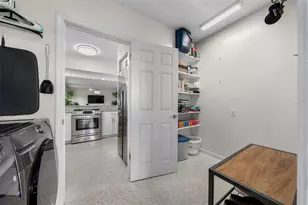 8081 Cascadas Ave, North Port, FL 34287 - Photo 23
