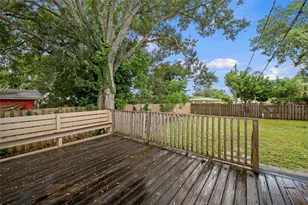 1206 30th St W, Bradenton, FL 34205 - Photo 27