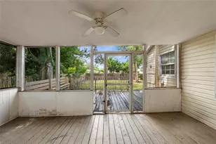 1206 30th St W, Bradenton, FL 34205 - Photo 21
