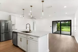 6559 Silverstar Dr, Sarasota, FL 34240 - Photo 3