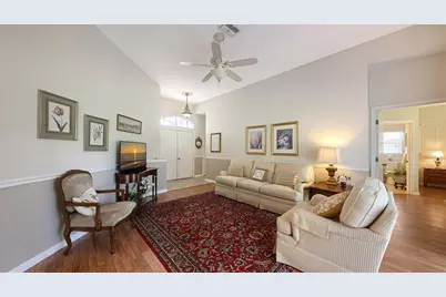 4933 Thames Lane, Sarasota, FL 34238 - Photo 9