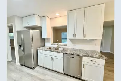 3126 Shamrock Drive, Venice, FL 34293 - Photo 9