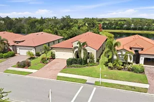 10035 Marbella Dr, Bradenton, FL 34211 - Photo 1