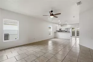3520 17th St Ct E, Bradenton, FL 34208 - Photo 9