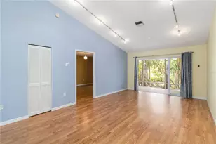 642 N Jefferson Ave, Sarasota, FL 34237 - Photo 5