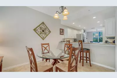 4655 Tower Hill Lane #2414, Sarasota, FL 34238 - Photo 9