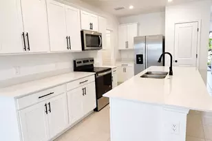6312 Silverstar Dr, Sarasota, FL 34240 - Photo 5