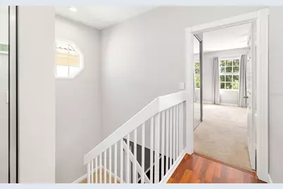 7632 Bergamo Avenue, Sarasota, FL 34238 - Photo 19