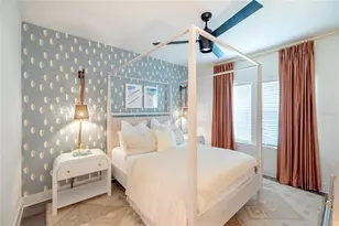 1420 Lakefront Dr, Sarasota, FL 34240 - Photo 23