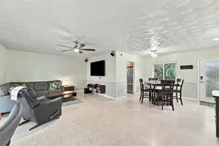 4103 52nd St Ct W, Bradenton, FL 34209 - Photo 9