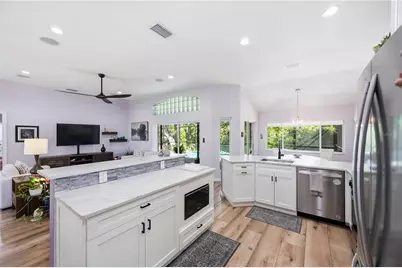 5595 Bent Oak Drive, Sarasota, FL 34232 - Photo 15