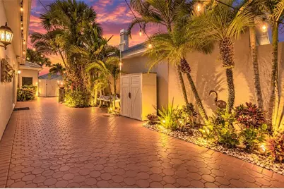 8629 51st Terrace E, Bradenton, FL 34211 - Photo 3