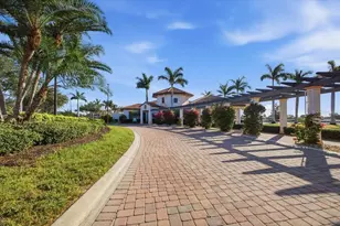 10792 Tarflower Dr, Venice, FL 34293 - Photo 33