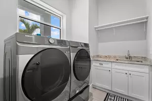 10039 Kingsville Dr, Port Charlotte, FL 33981 - Photo 27
