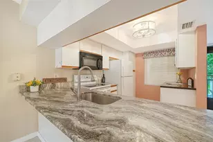 7652 Eagle Creek Dr, Sarasota, FL 34243 - Photo 17