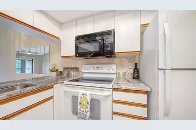 7652 Eagle Creek Drive #7598, Sarasota, FL 34243 - Photo 23