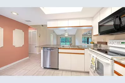 7652 Eagle Creek Drive #7598, Sarasota, FL 34243 - Photo 19