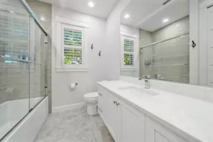 2436 Arlington St, Sarasota, FL 34239 - Photo 29