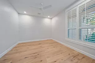2436 Arlington St, Sarasota, FL 34239 - Photo 35