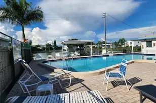 5127 8th St W, Bradenton, FL 34207 - Photo 9