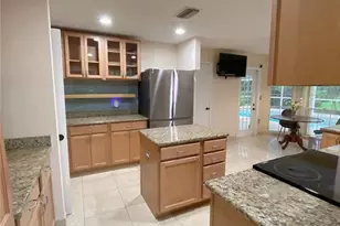 4489 Oak View Dr, Sarasota, FL 34232 - Photo 17