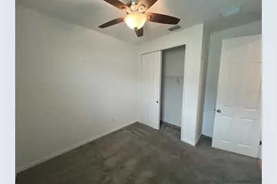 3504 74th Avenue Circle E, Sarasota, FL 34243 - Photo 27