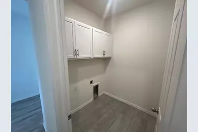 3504 74th Avenue Circle E, Sarasota, FL 34243 - Photo 31