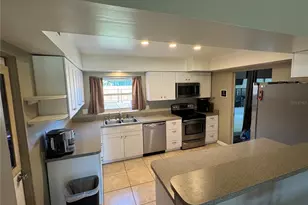 2715 Heather Pl, Sarasota, FL 34235 - Photo 5