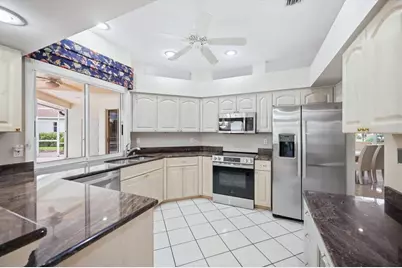 9010 Ashbourne Court, Sarasota, FL 34238 - Photo 13