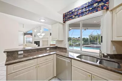 9010 Ashbourne Court, Sarasota, FL 34238 - Photo 15