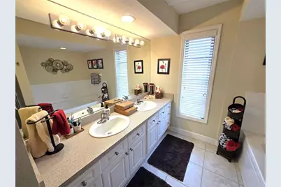 3905 Mariners Walk #826, Cortez, FL 34215 - Photo 15