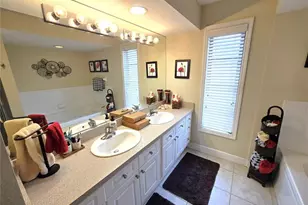 3905 Mariners Walk, Cortez, FL 34215 - Photo 15