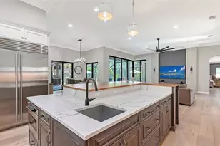 9291 Swaying Branch Rd, Sarasota, FL 34241 - Photo 23