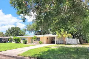 2975 Louise St, Sarasota, FL 34237 - Photo 3