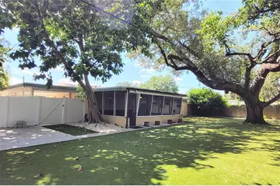 2975 Louise Street, Sarasota, FL 34237 - Photo 37