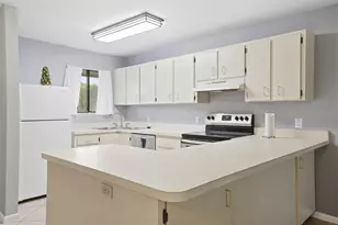 6033 34th Street W, Bradenton, FL 34210 - Photo 11