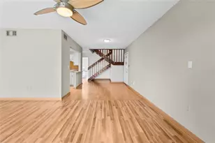 1601 Bayhouse Point Dr, Sarasota, FL 34231 - Photo 9