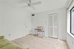 1601 Bayhouse Point Dr, Sarasota, FL 34231 - Photo 17
